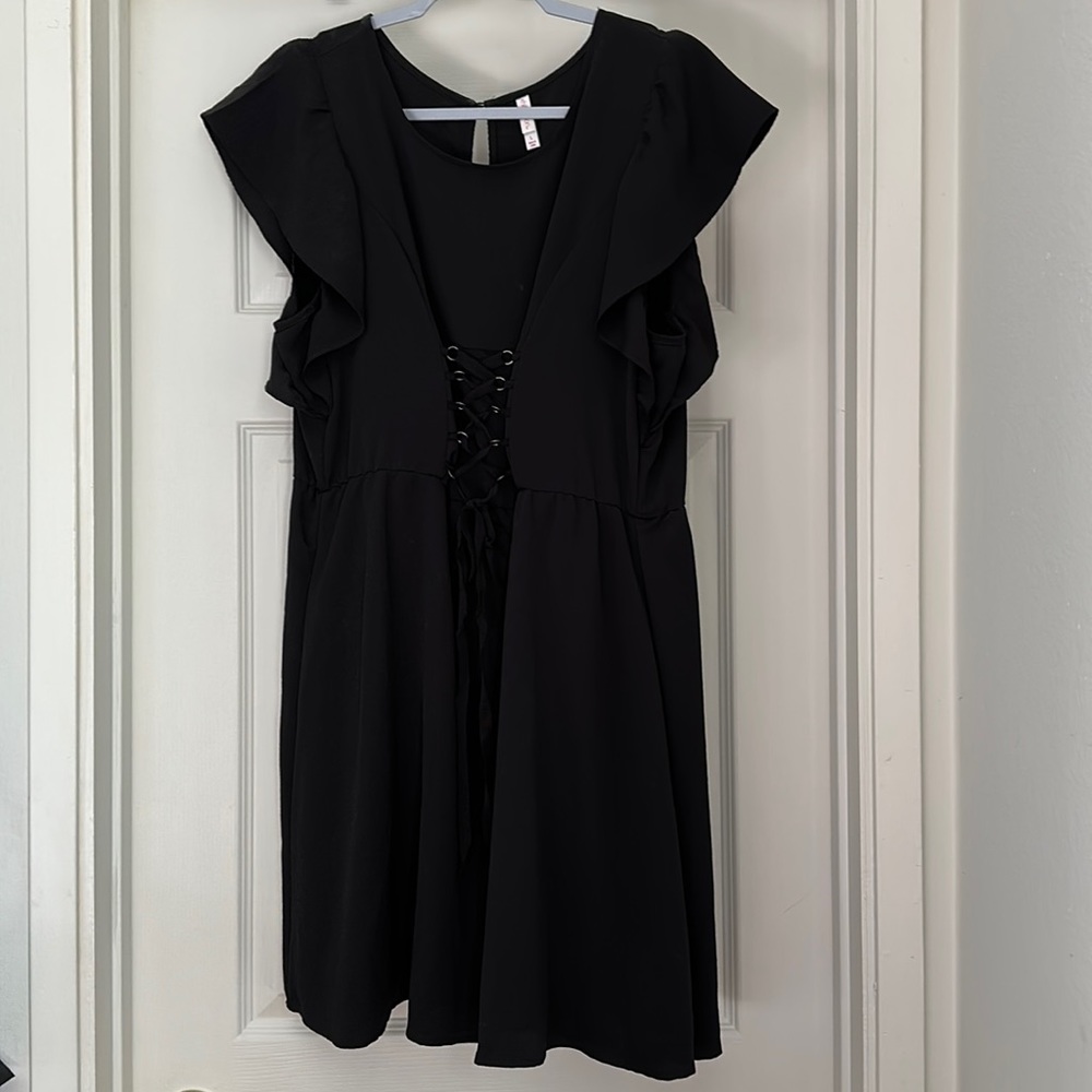 Xhilaration- Black Corset detail flutter sleeve mini SZ LG